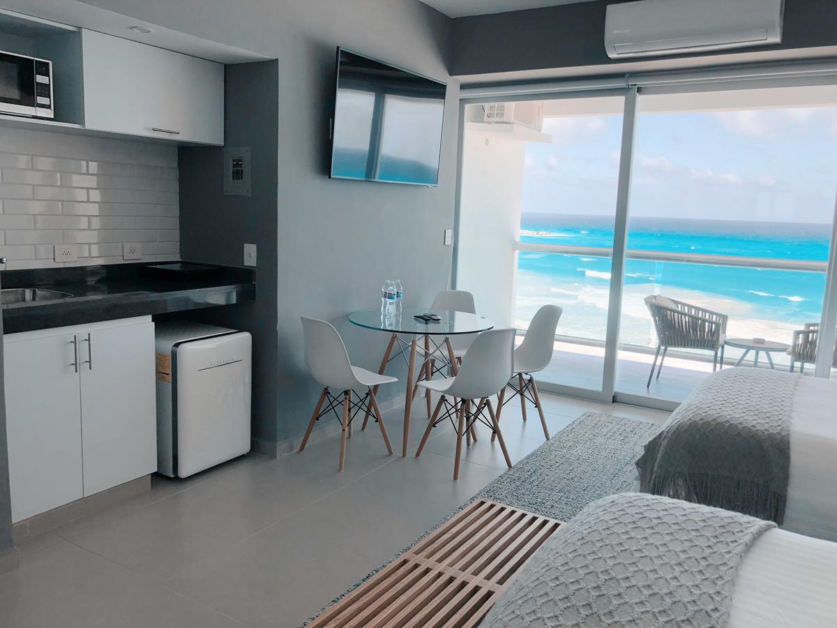 Ocean Front | Sl Aparthotel Cancun Exterior photo